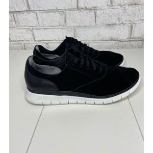 Vionic Taylor Black Suede Sneakers Size 10